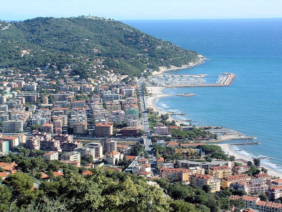 Sapore Di Sale Apartment Marina dʼMarina dʼAndora Bagian luar foto