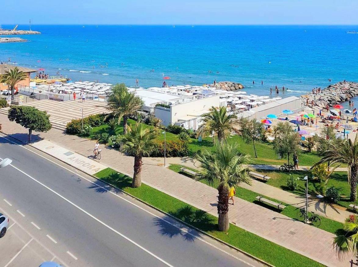 Sapore Di Sale Apartment Marina dʼMarina dʼAndora Bagian luar foto