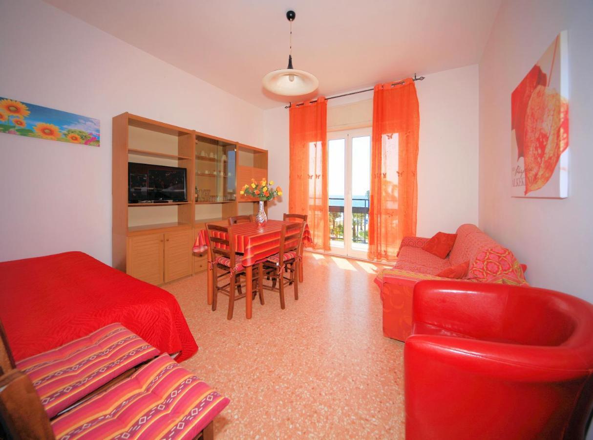 Sapore Di Sale Apartment Marina dʼMarina dʼAndora Bagian luar foto